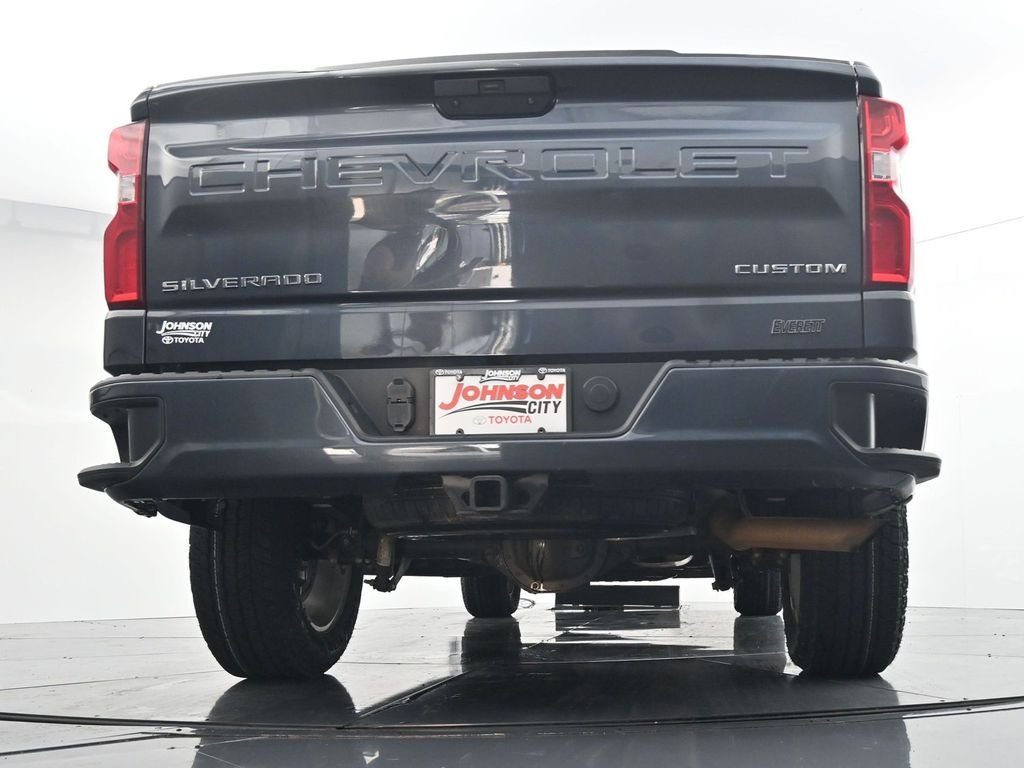 Used 2021 Gray Chevrolet Custom image 33