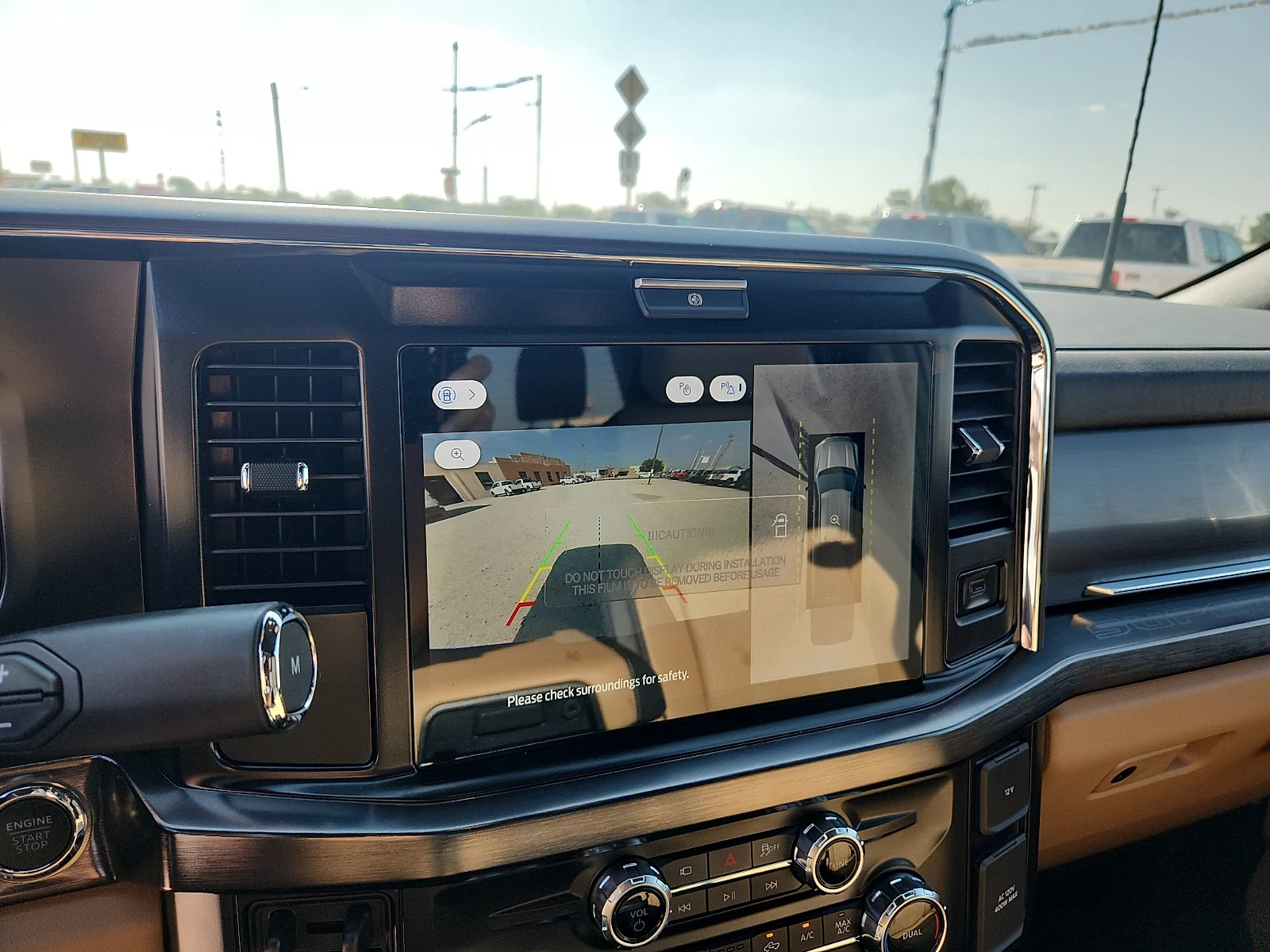 New 2026 Oxford White Ford F-250® Lariat® image 23