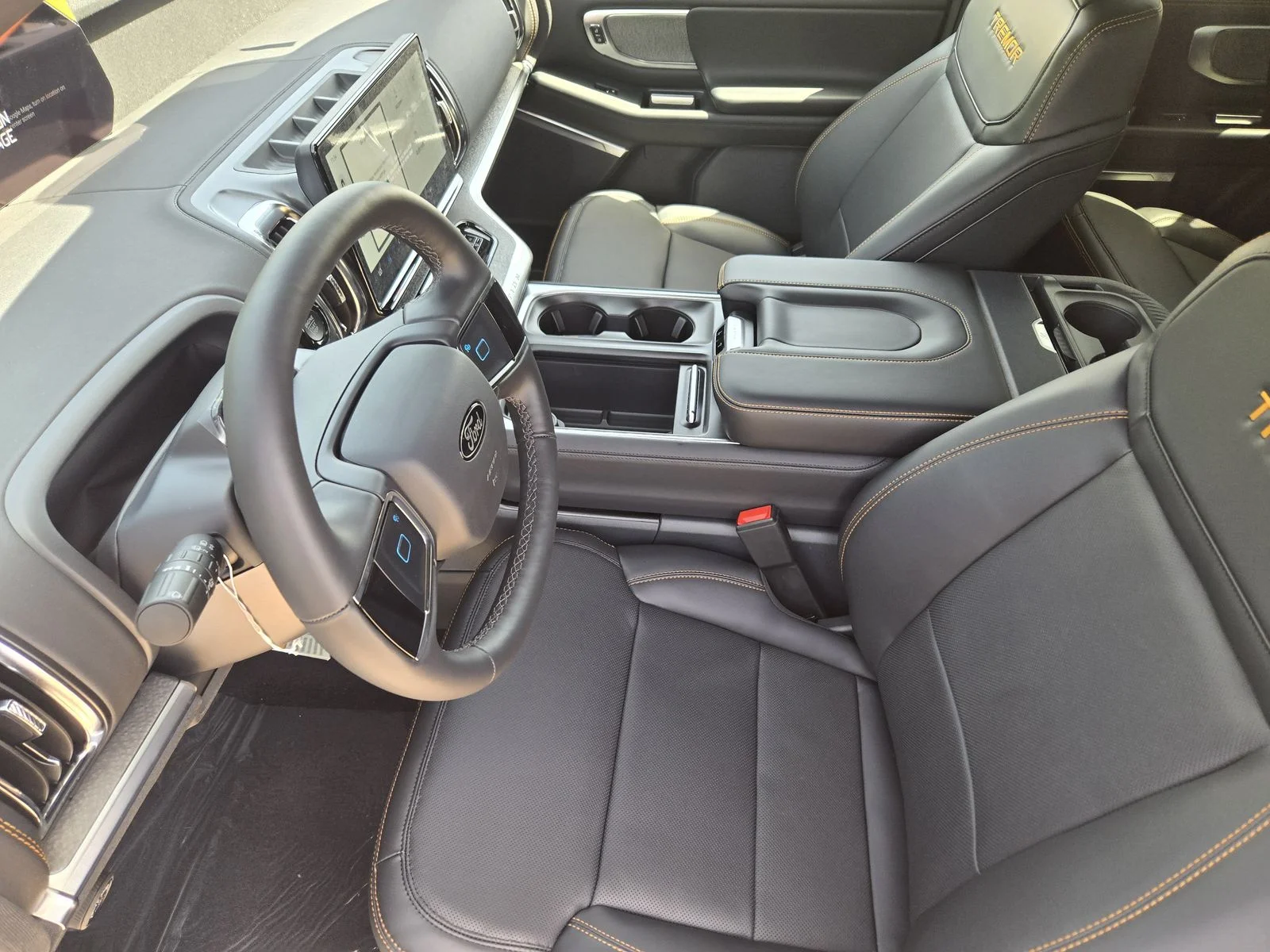 New 2026 Glacier Gray Metallic Tri-Coat Ford Tremor® image 8