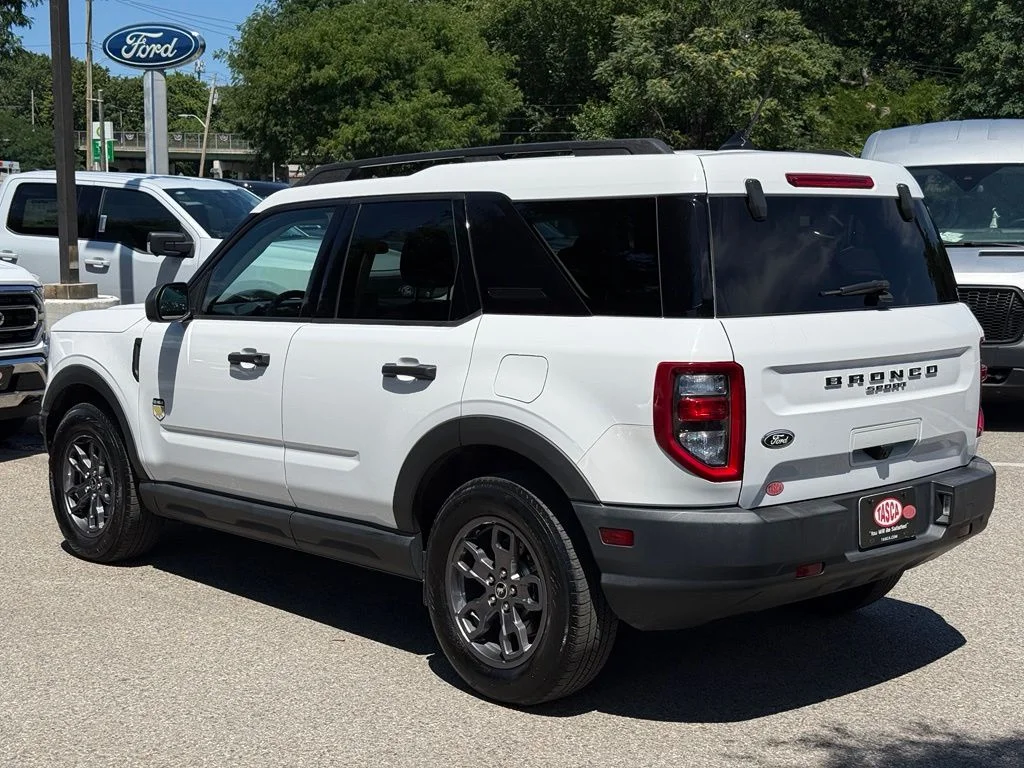 Used 2021 White Ford Big Bend image 8