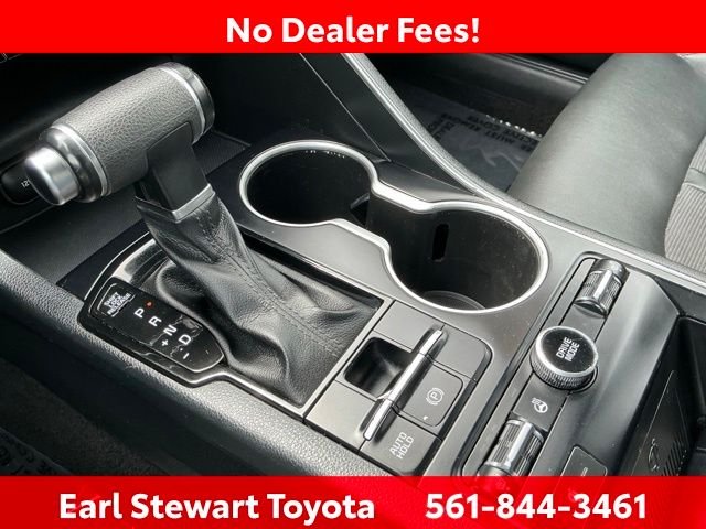 Used 2021 White Kia GT-Line image 40