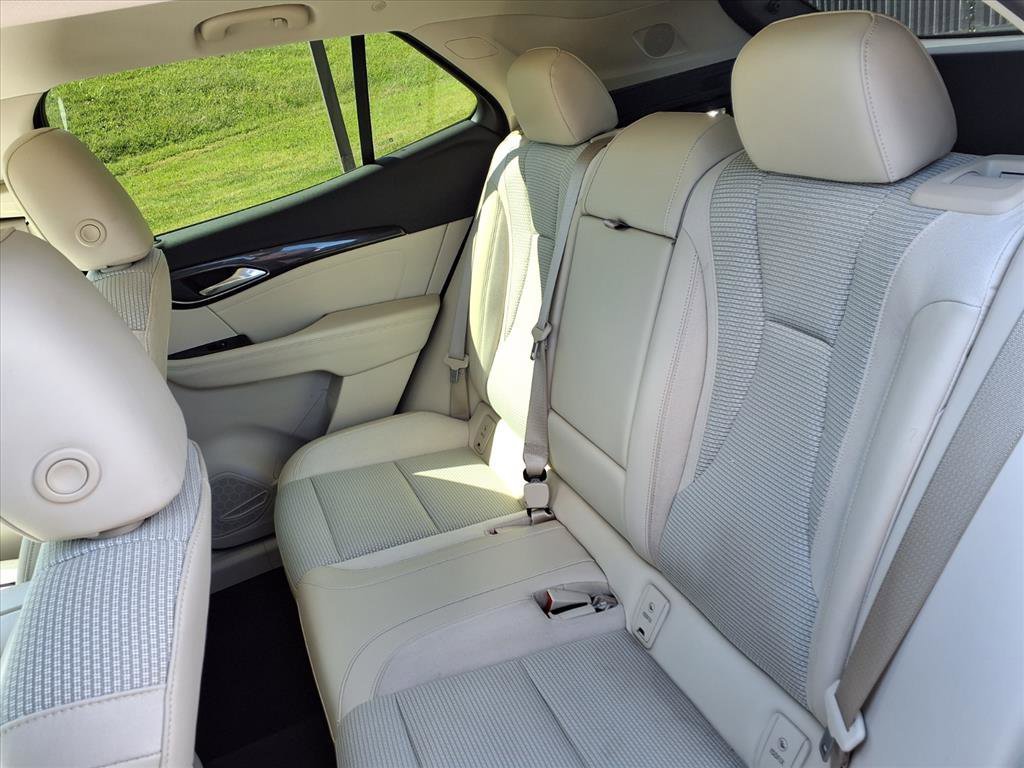 Used 2022 Cinnabar Metallic Buick Preferred image 8