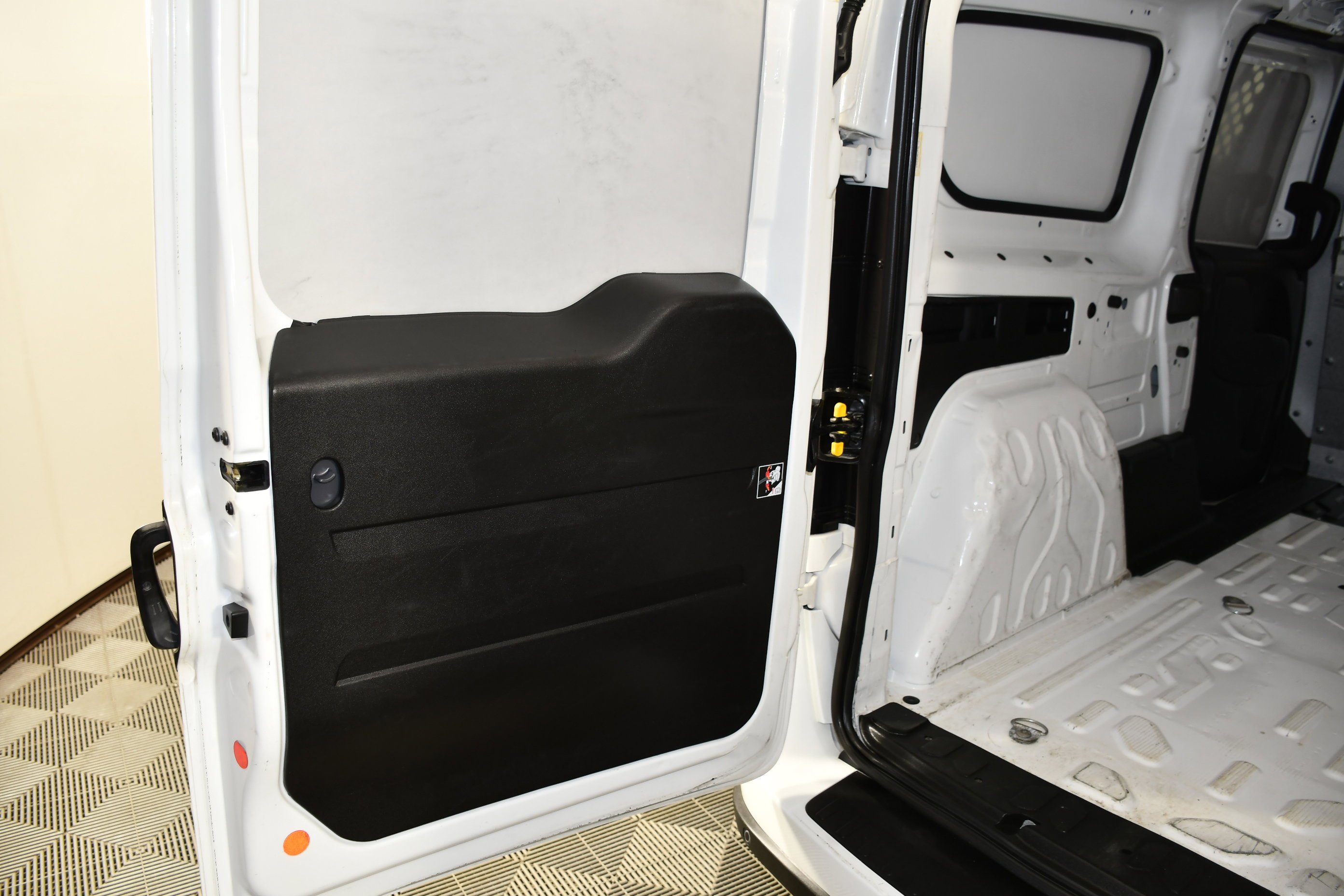 Used 2022 Bright White Ram Tradesman image 46