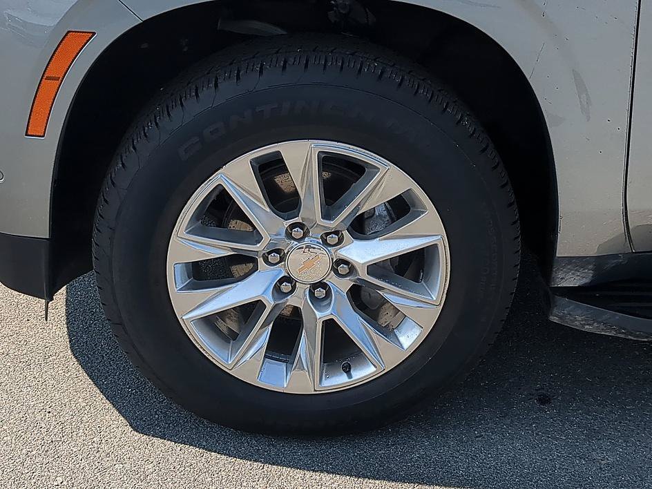 Certified Used 2025 Sterling Gray Metallic Chevrolet Premier image 10