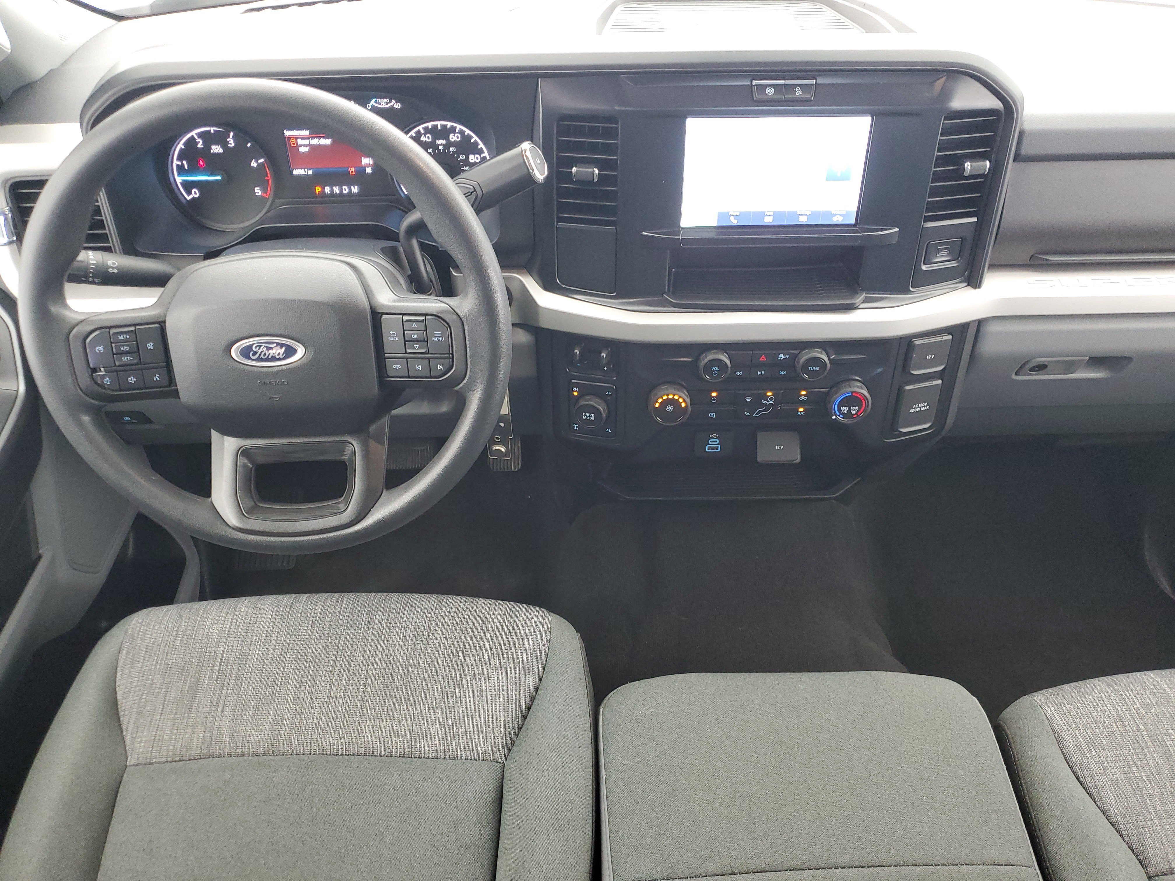 Used 2025 Oxford White Ford XLT image 14