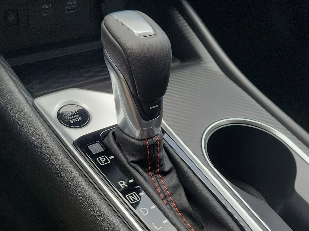 New 2026 White Nissan 2.5 SR image 32