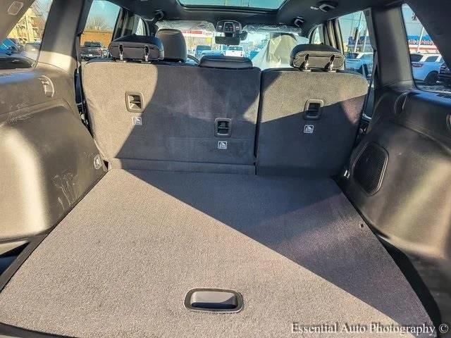 New 2026 Silver Zynith Jeep Limited Reserve image 17