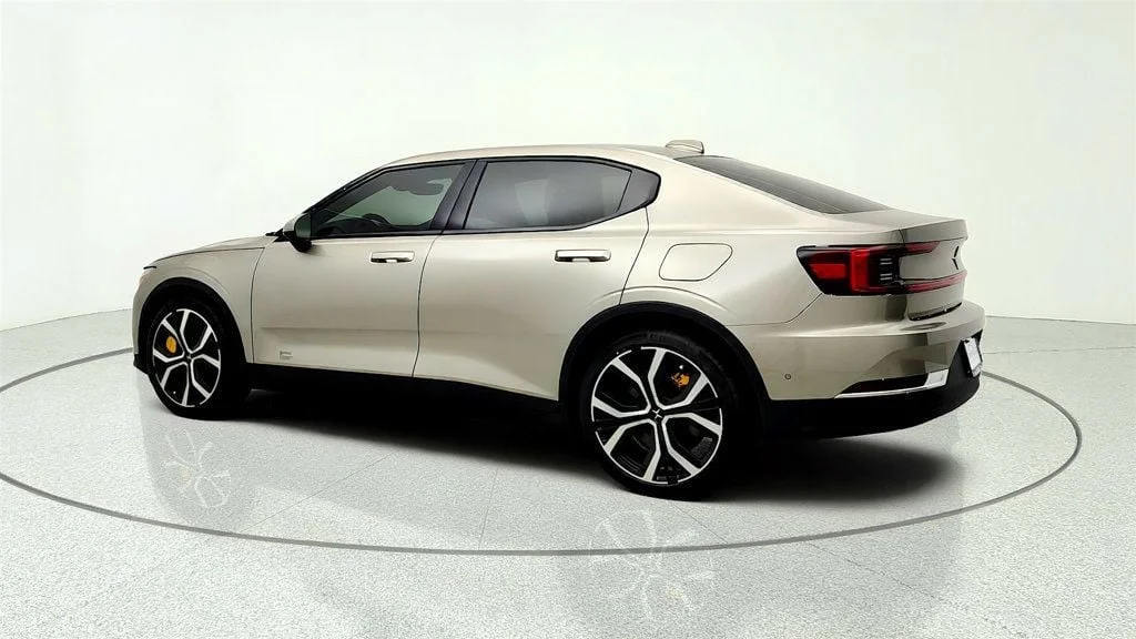 Used 2022 Moon Polestar Long Range Dual Motor w/ Performance Pkg & Pilot Pkg image 7