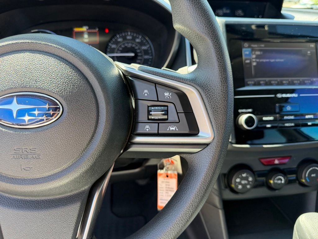 Used 2018 Ice Silver Metallic Subaru 2.0i Premium image 19