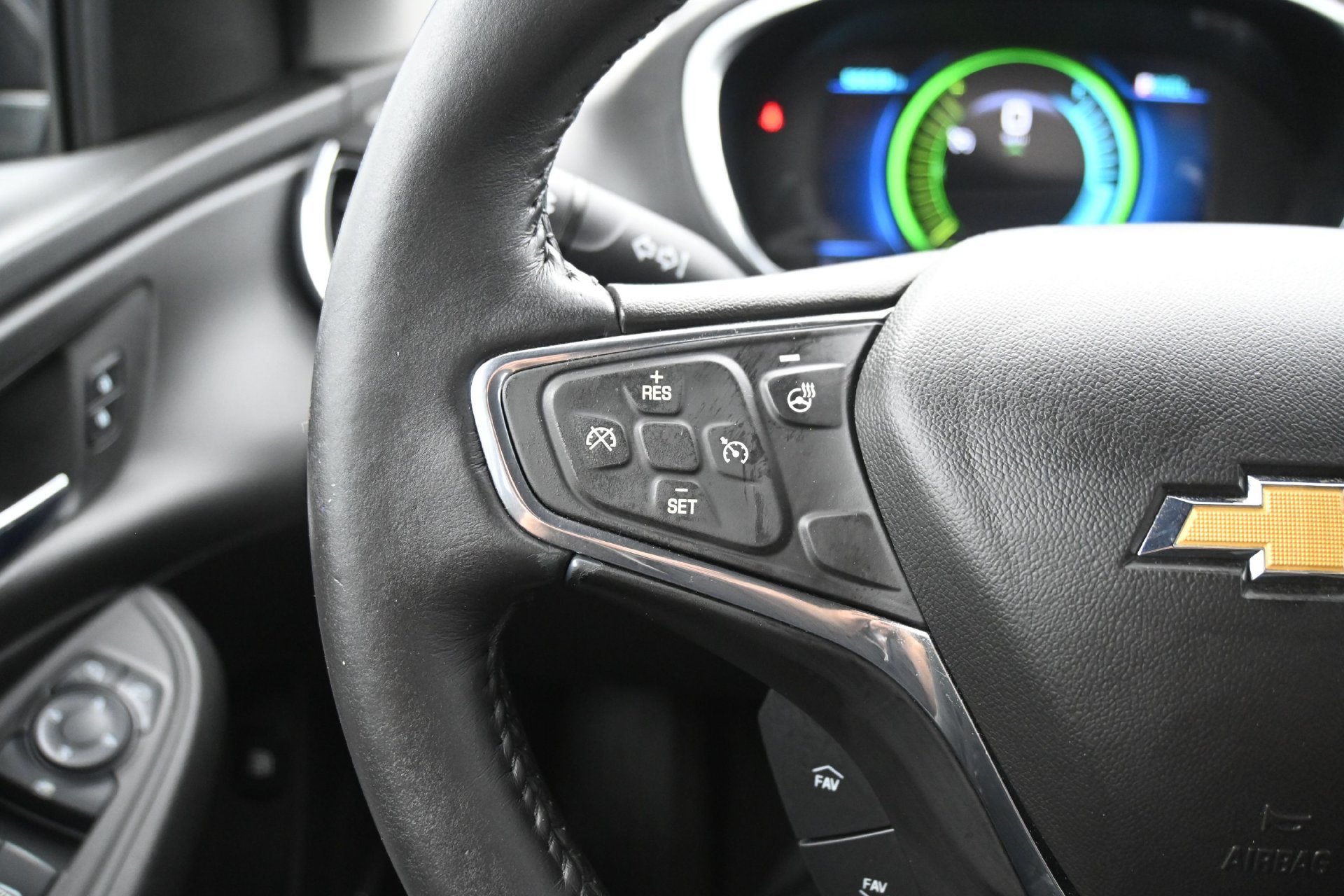 Used 2017 Mosaic Black Metallic Chevrolet Premier image 20