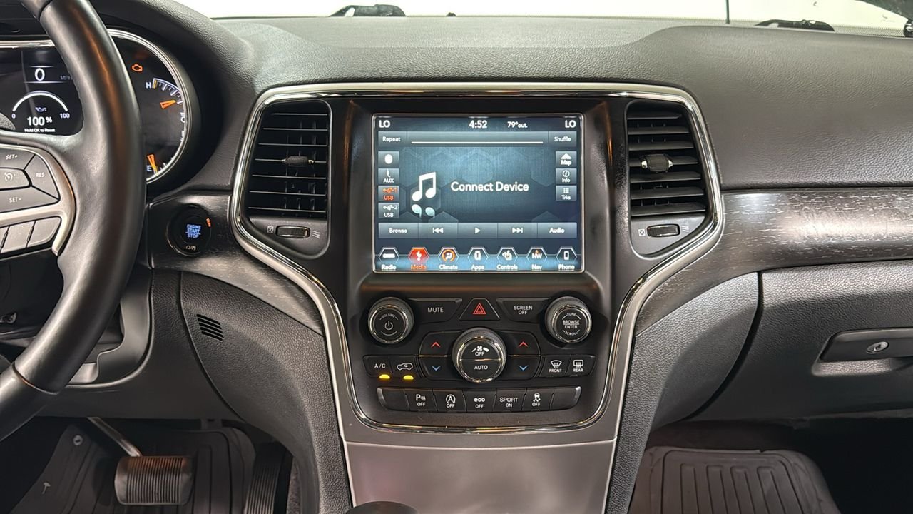 Used 2018 Black Jeep Altitude image 10