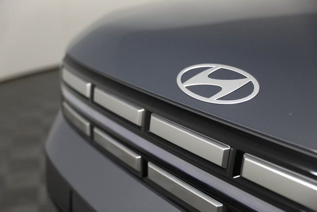 Certified Used 2026 Gray Hyundai SE image 25