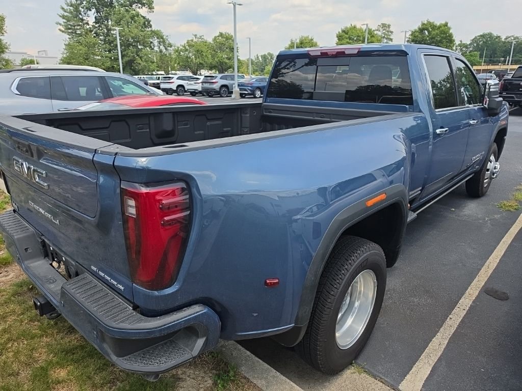Used 2026 Blue GMC Denali Ultimate image 7