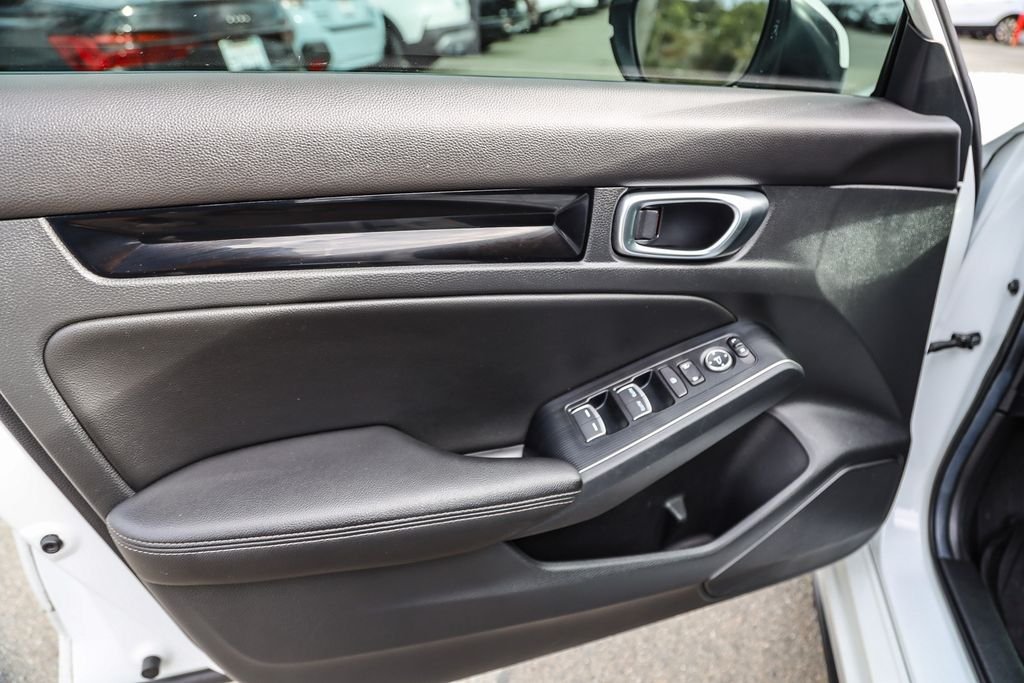 2024 Honda Civic Hatchback Sport Touring - Photo 20