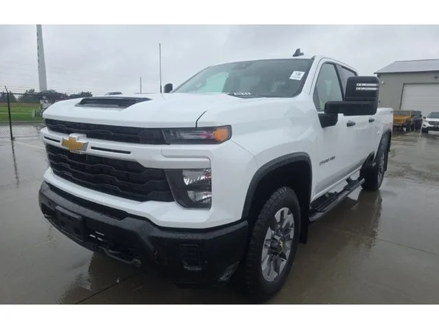 2026 Chevrolet Silverado 2500 Custom
