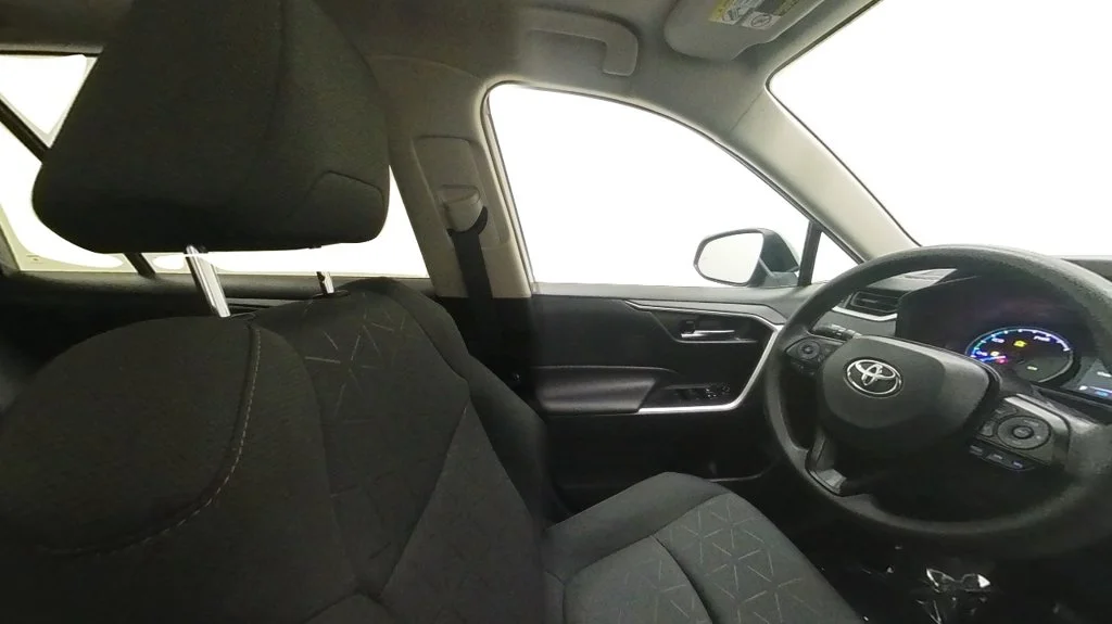 Certified Used 2021 Green Toyota XLE image 31