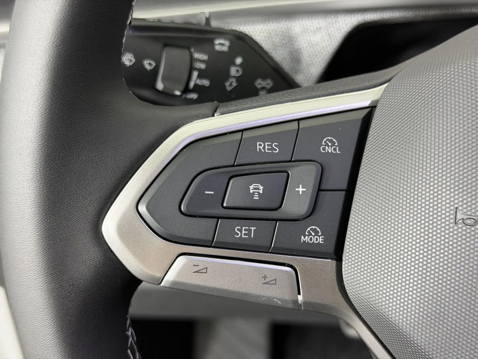 New 2026 Pure White Volkswagen S image 25