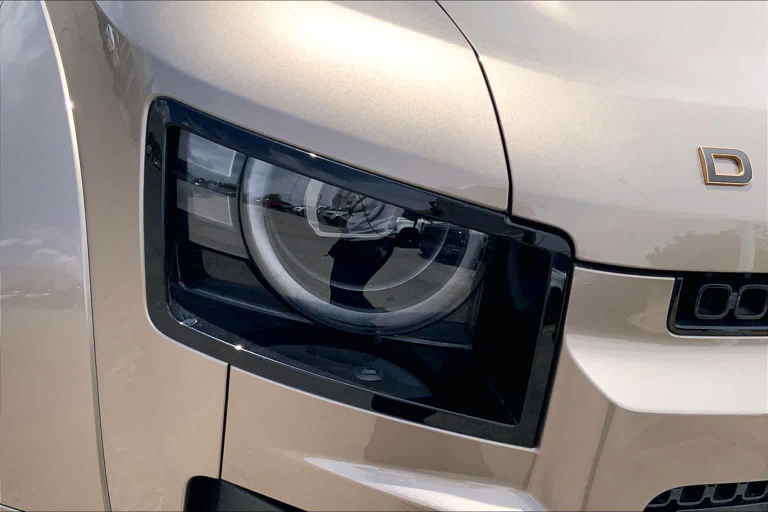 New 2026 Petra Copper Land Rover OCTA image 13