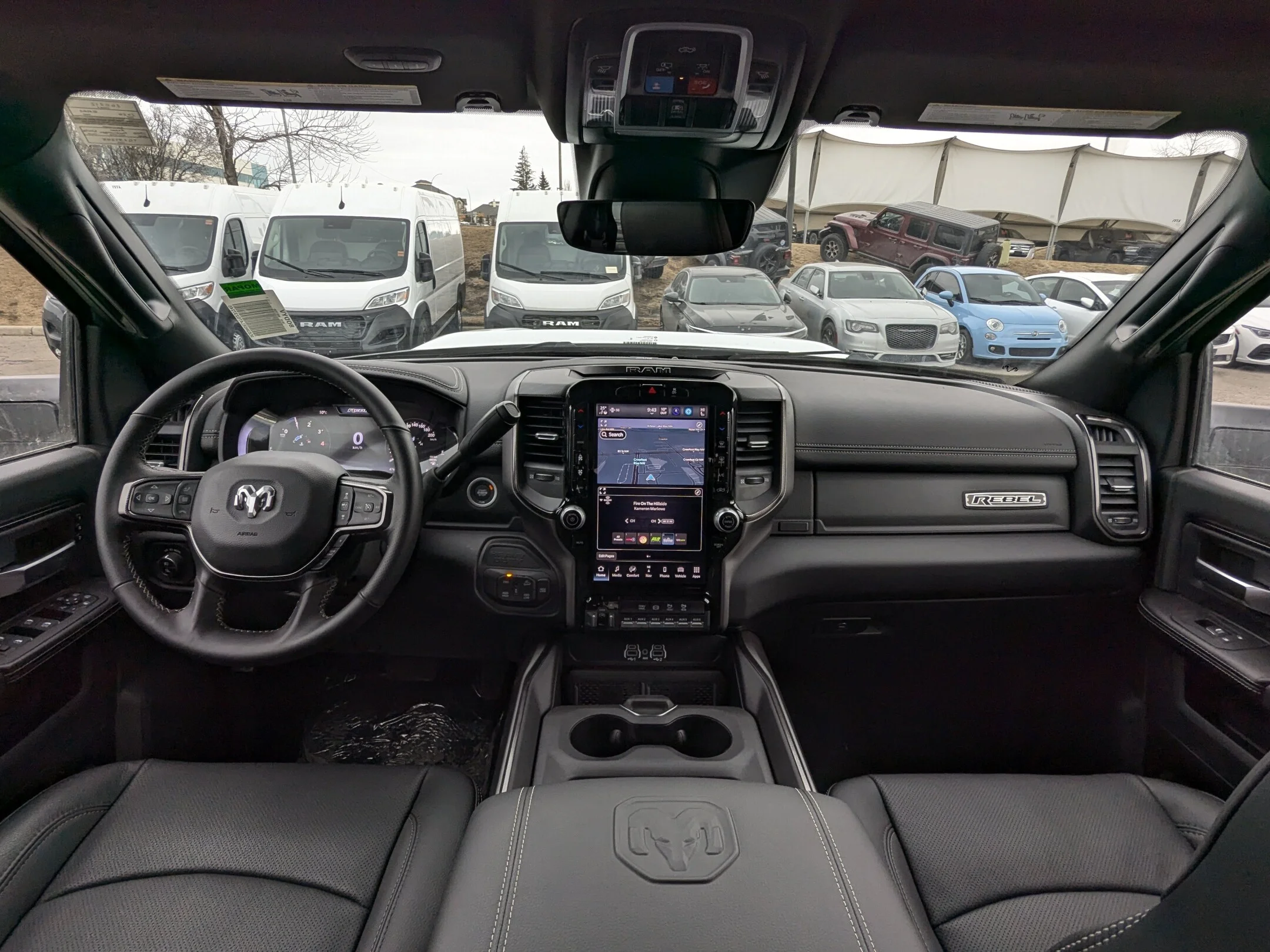 New 2026 White RAM Rebel - - Level 1 Grp - 5th Wheel/Gooseneck Prep - Ventilated Leather Seats - Alpine Audio & More! image 28