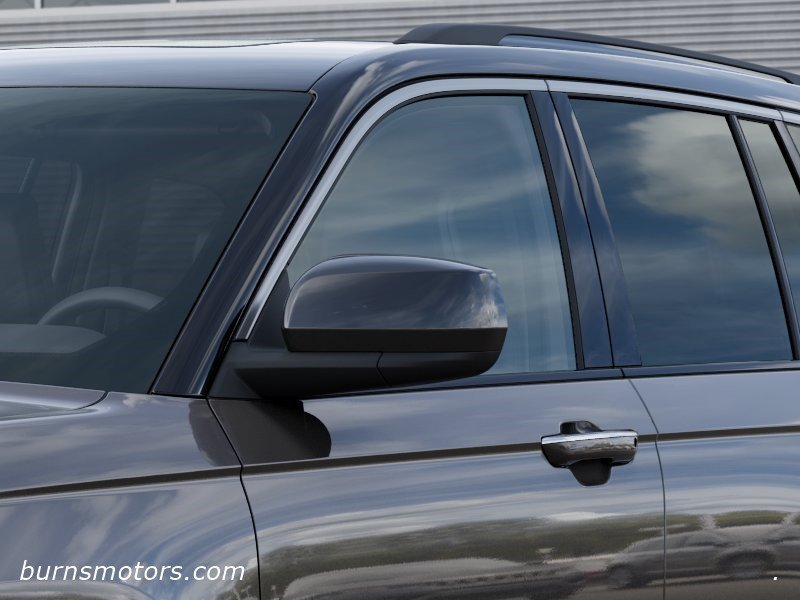 New 2026 Baltic Gray Metallic Clear-Coat Exterior Paint Jeep Limited Reserve BLACKOUT image 12
