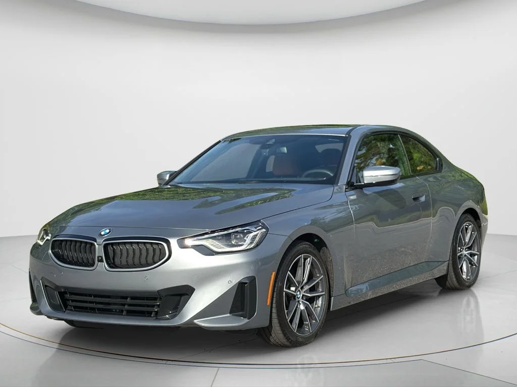 2026 BMW 2 Series 230i Coupe's photo