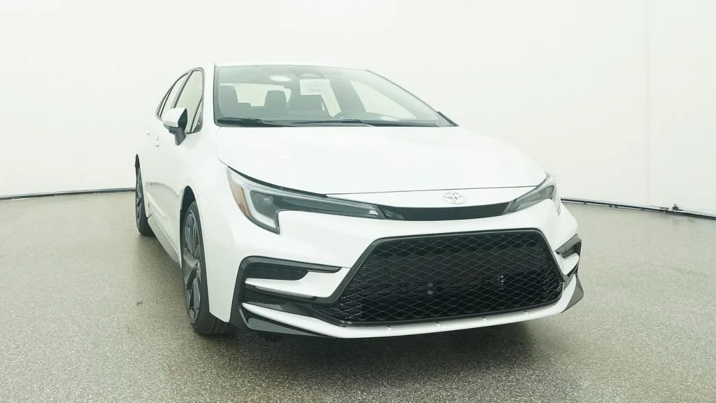 New 2026 Wind Chill Pearl Toyota Hybrid SE image 7