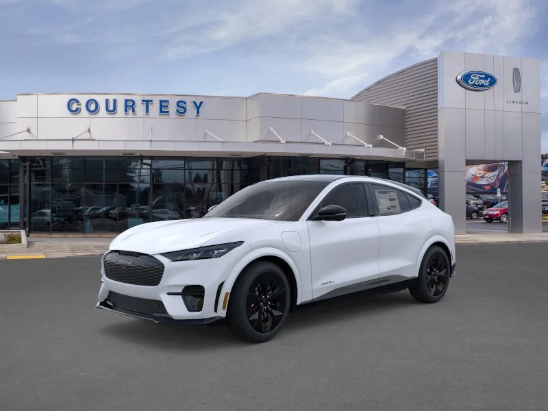 2025 Ford Mustang-Mach-e GT's photo