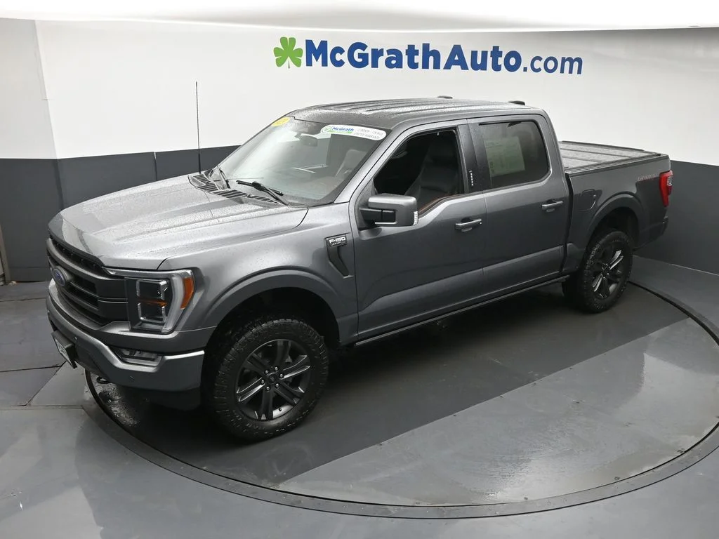 Used 2023 Gray Ford Lariat image 22