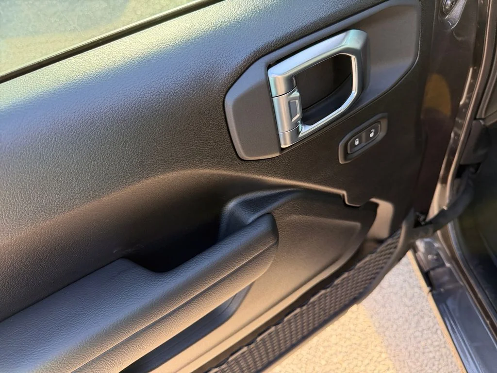 New 2026 Gray Jeep Sport RHD image 11