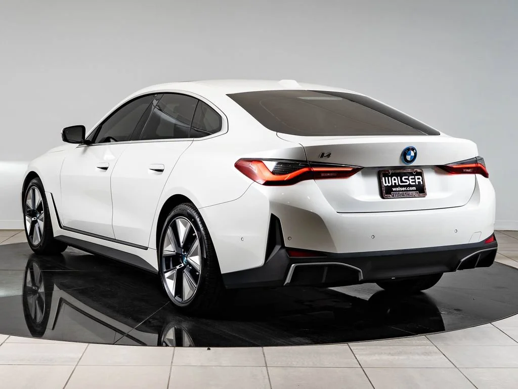 Used 2023 Mineral White Metallic BMW eDrive35 image 6