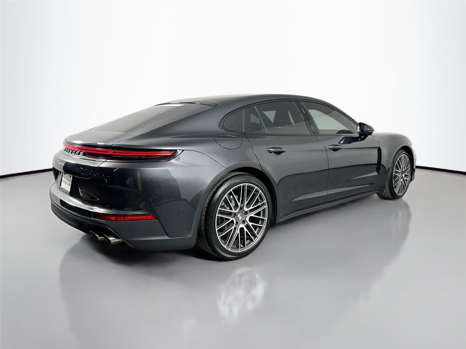 Used 2024 Volcano Grey Metallic Porsche  image 7