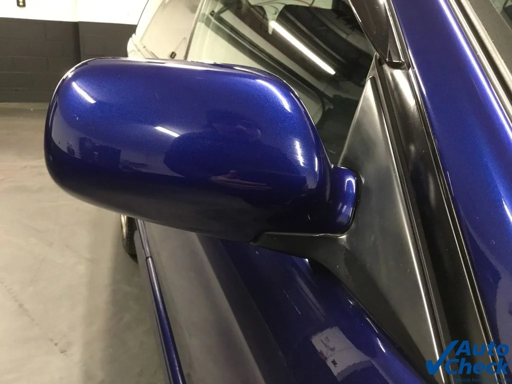 Used 2001 Blue Subaru GT image 16