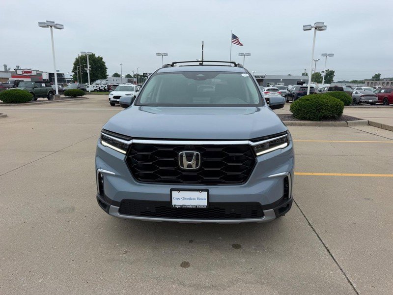 Certified Used 2024 Sonic Gray Pearl Honda AWD ELITE image 35