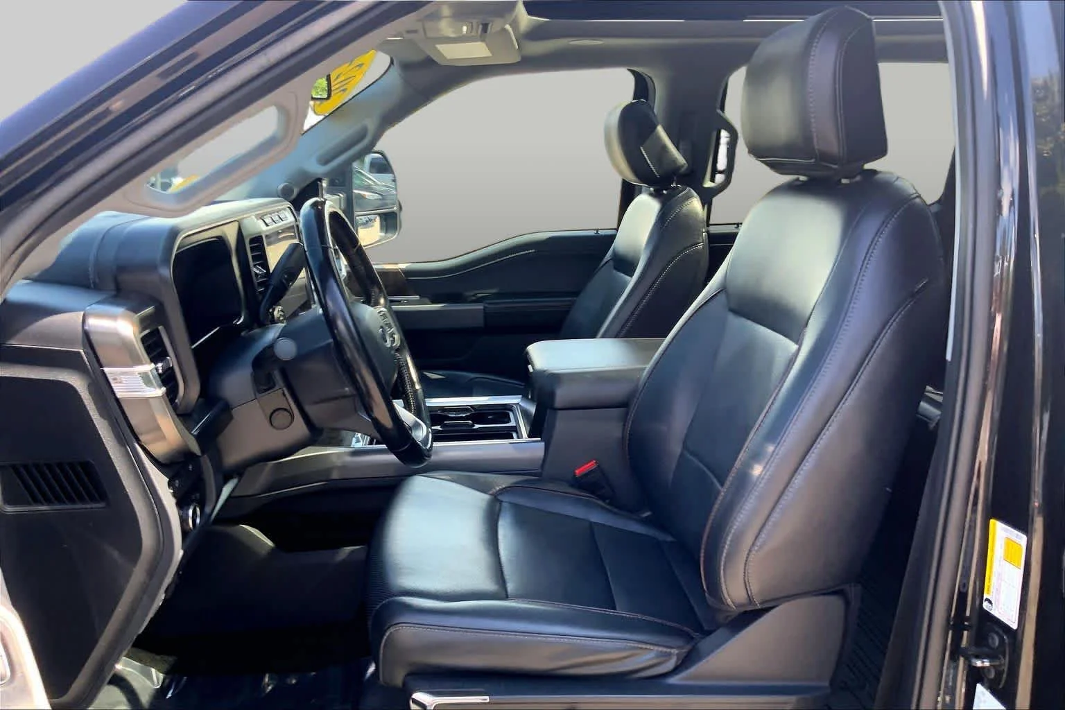 Certified Used 2024 Agate Black Ford LARIAT image 9