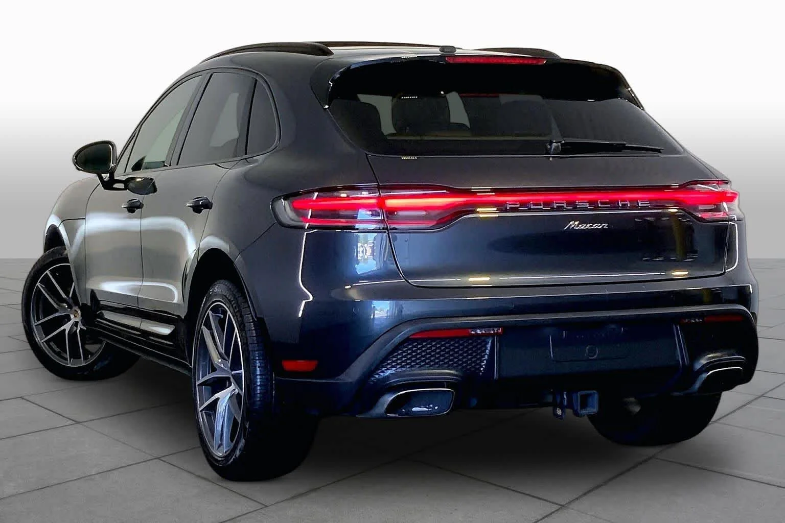 Used 2024 Volcano Grey Metallic Porsche  image 12