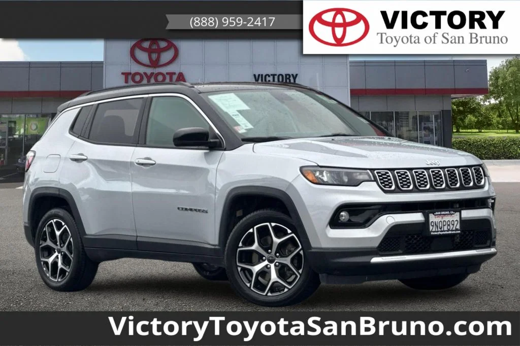 Used 2025 Silver Jeep Limited image 1