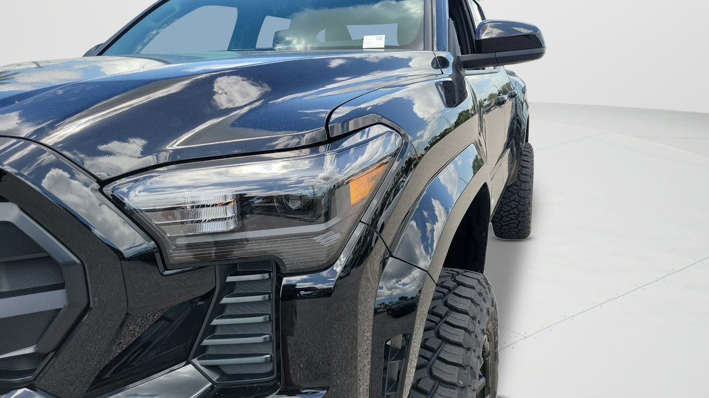2026 Toyota Tacoma SR5 - Photo 25