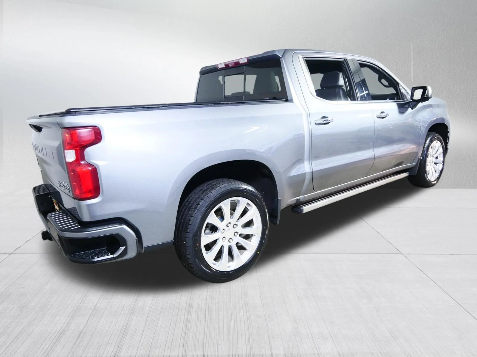 Used 2021 Satin Steel Metallic Chevrolet High Country image 7