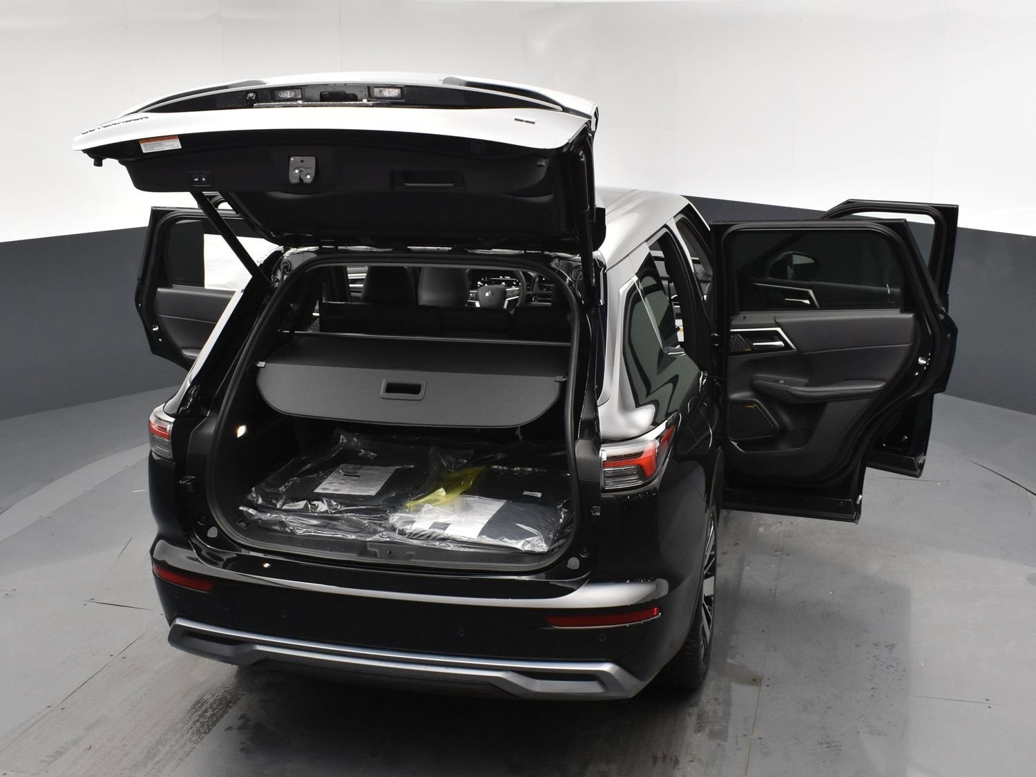 New 2026 Black Mitsubishi SE 1.5T 2WD image 26