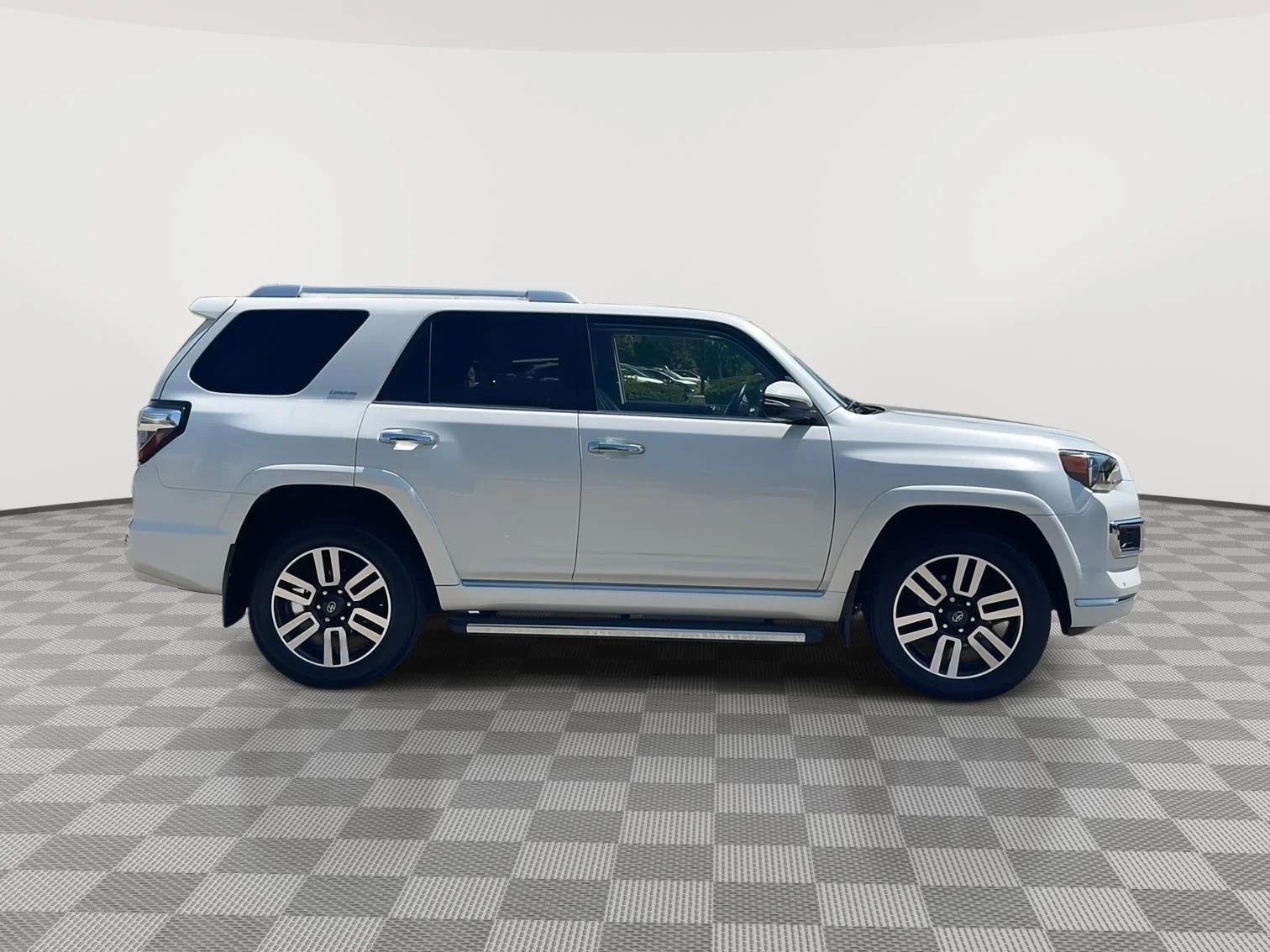 Used 2023 Blizzard Pearl Toyota Limited image 4