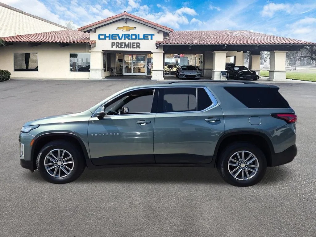 Used 2023 Green Chevrolet LT image 5