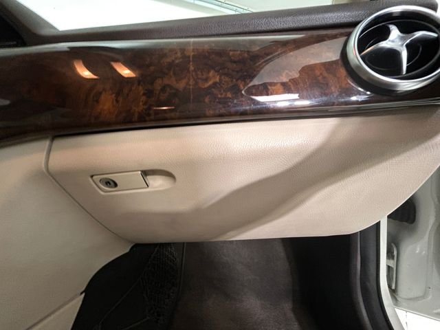 Used 2015 Black Mercedes-Benz GLK 350 image 24
