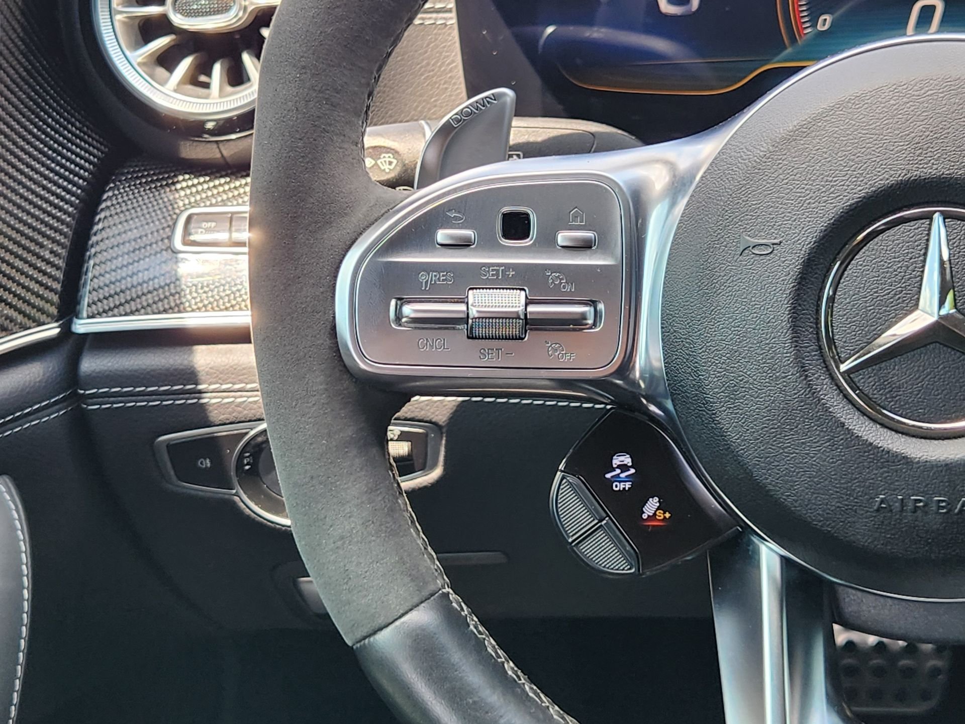 Used 2019 Iridium Silver Metallic Mercedes-Benz Base image 28