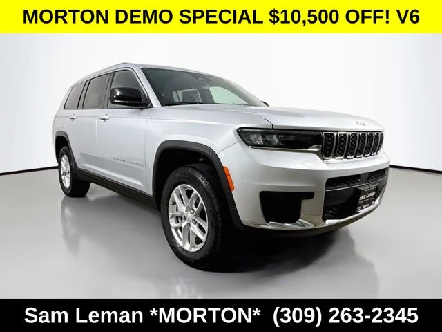 New 2025 Silver Jeep Laredo image 1