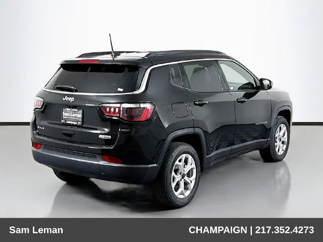 New 2026 Black Jeep Latitude image 7
