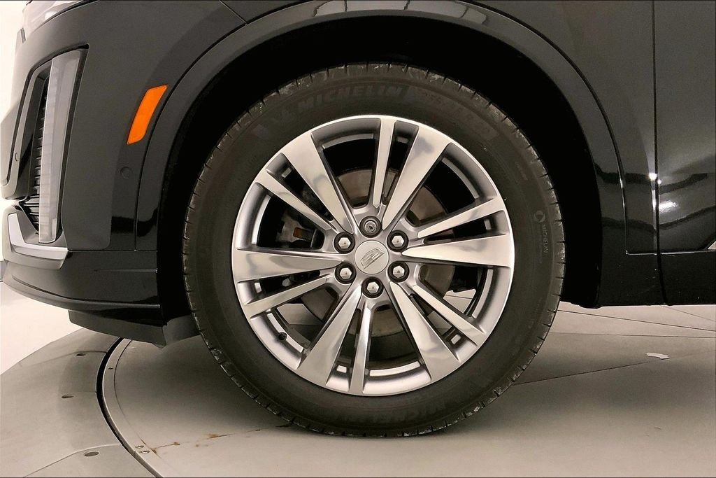 Used 2023 Black Metallic Cadillac Premium Luxury image 8