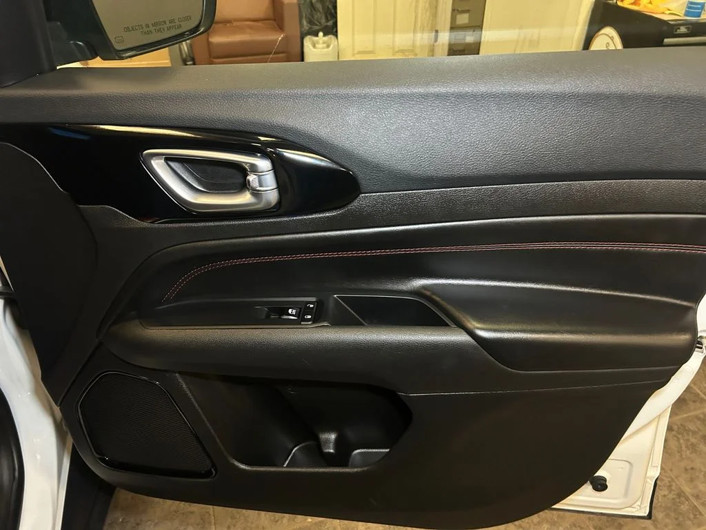 Used 2025 Bright White Jeep Trailhawk image 16