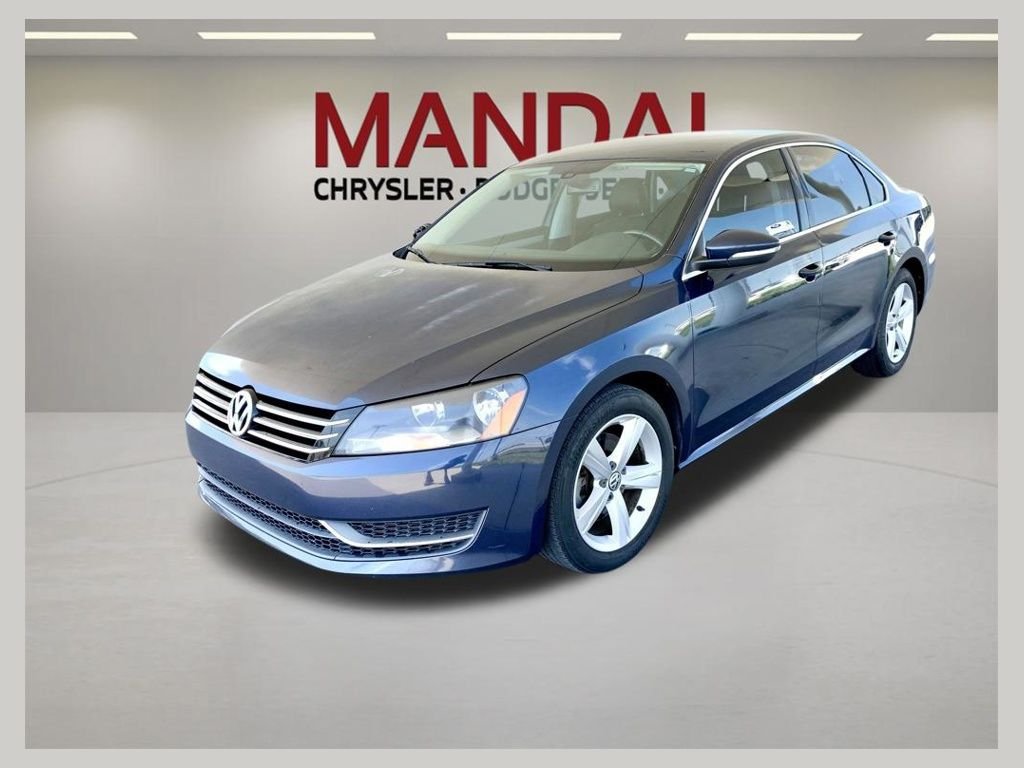 2012 Volkswagen Passat SE w/Sunroof AUTO PZEV's photo