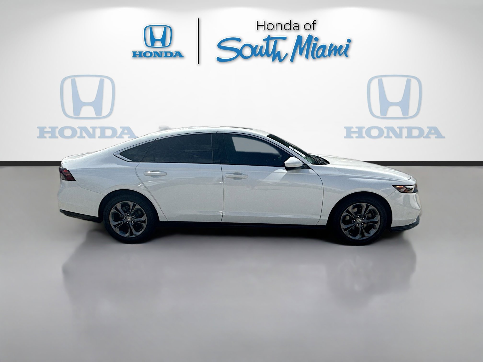 2023 Honda Accord EX - Photo 8