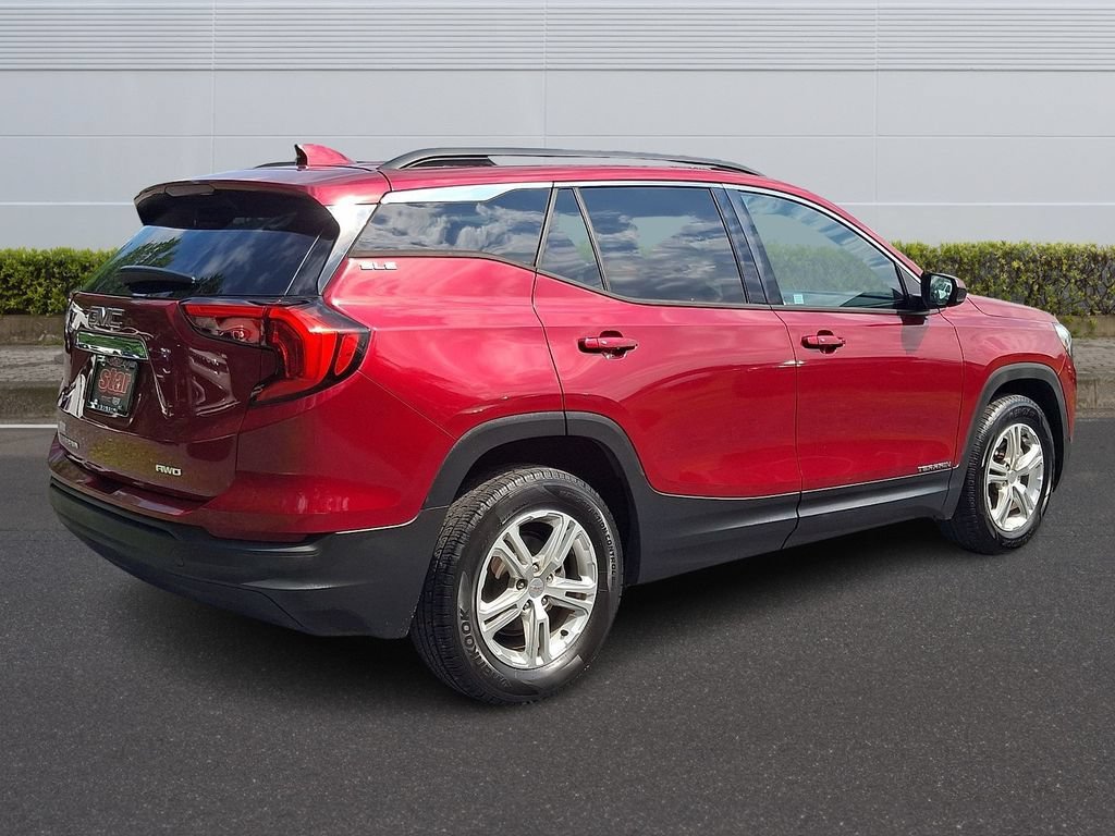 Certified Used 2018 RED QUARTZ TINTCOAT GMC SLE image 7